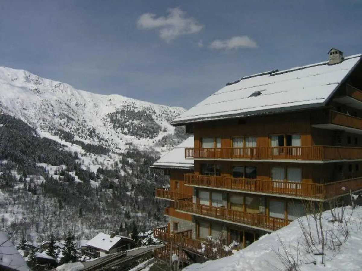 Les Allues Studio Cosy Au Pied Des Pistes A Meribel - Balcon, Tv, Animaux Acceptes, Ski A 100 M ! - Fr-1-180-30 0*, Les Allues צרפת